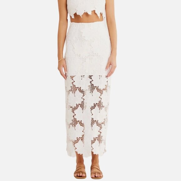 We The Free Dresses & Skirts - NWT RUMER x FREE PEOPLE Tropez White Crochet Lace Maxi Skirt Small